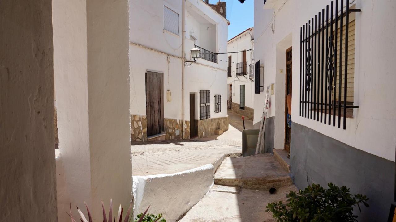 Casa Amigos Sorvilan - La Almendra Екстериор снимка