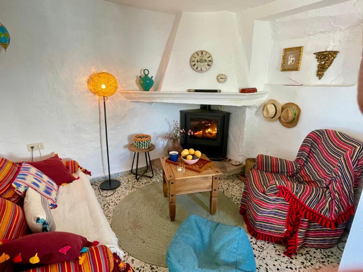 Casa Amigos Sorvilan - La Almendra Екстериор снимка